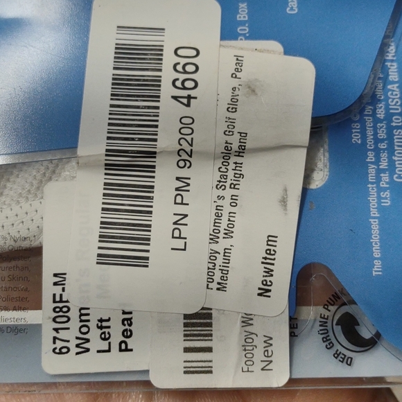 Womens StaCooler left size medium lightweight enhanced leather golf glove - Picture 4 of 4